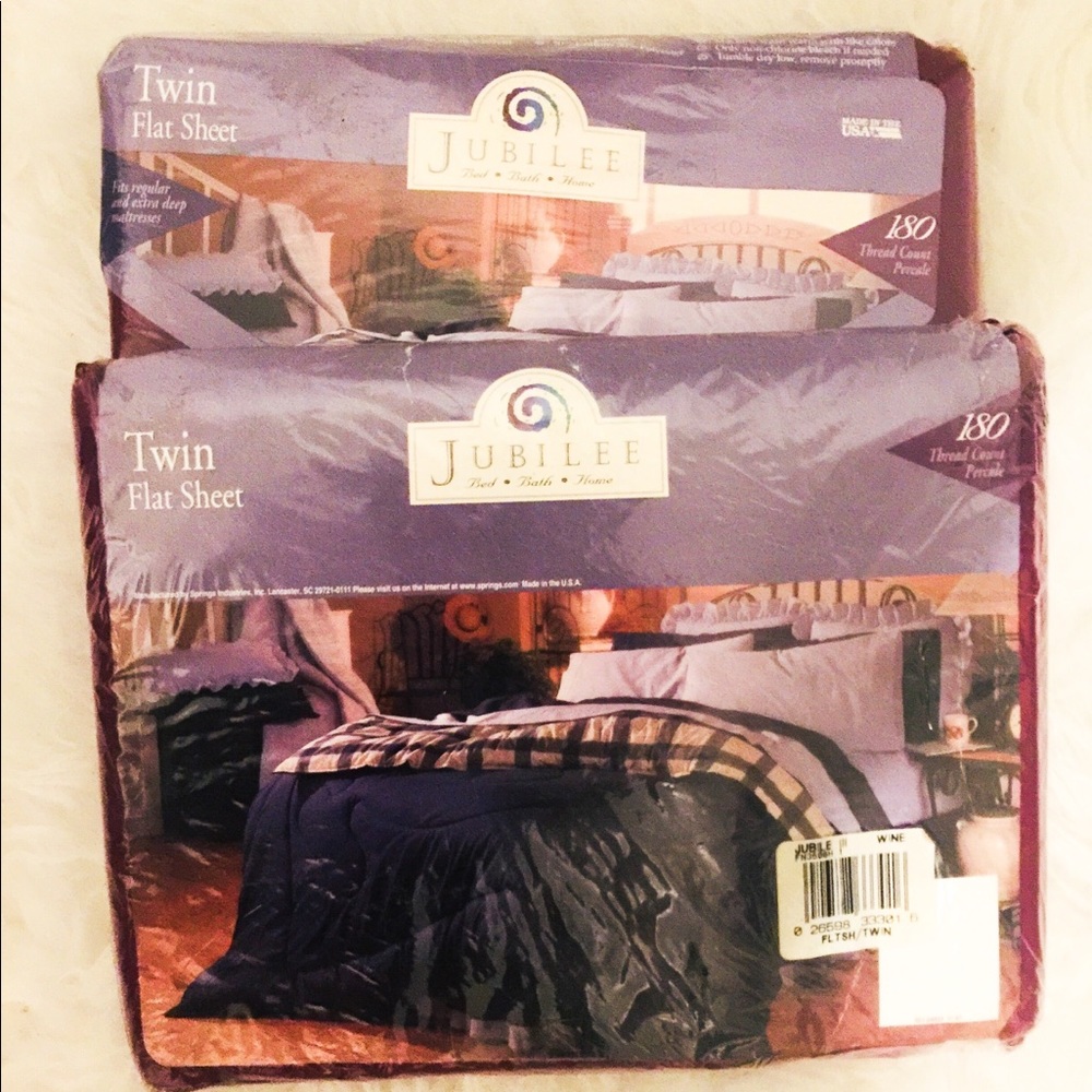 Lot 2 twin sheets wine cotton poly